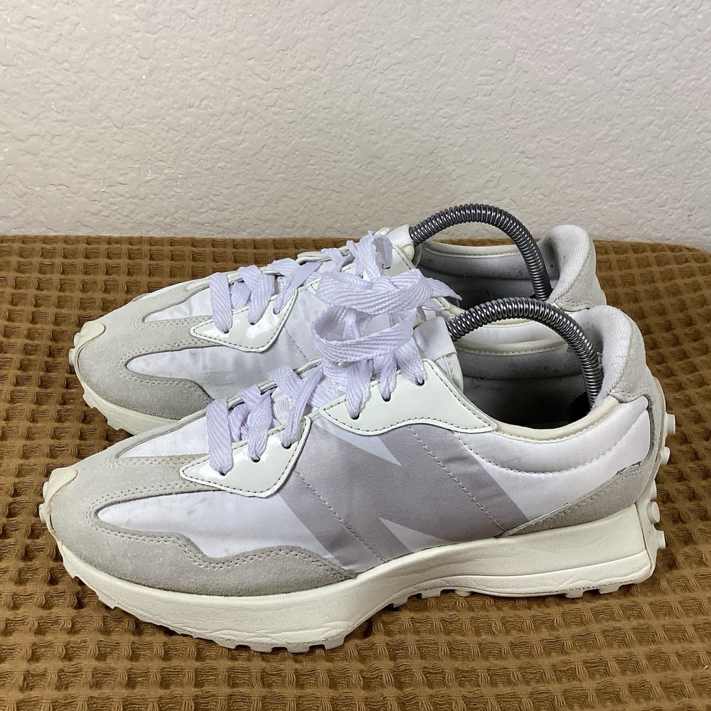 New Balance 327 Women's 10 Mens 8.5 White Moonbeam Shoes Suede Sneakers WS327SFD